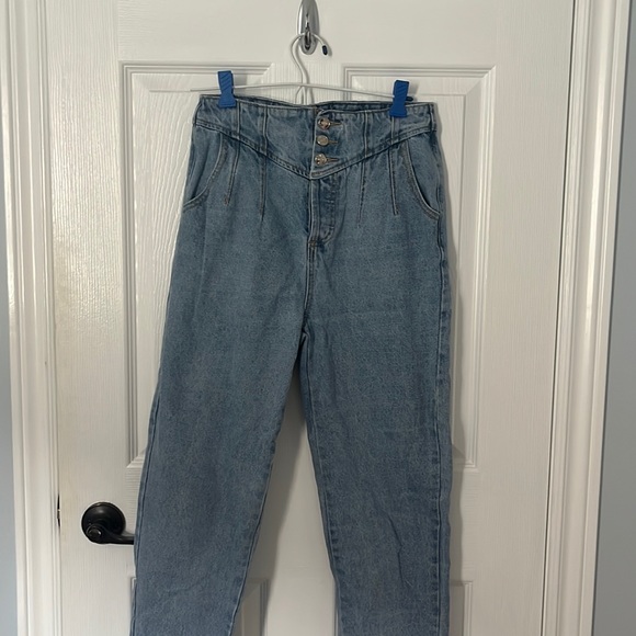 Adika Denim - High waist jeans